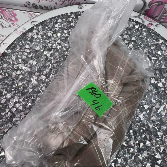 RW&CO. Tank top button up stripes y2k smocked detail vest Brown Plaid Blouse - Picture 15 of 15